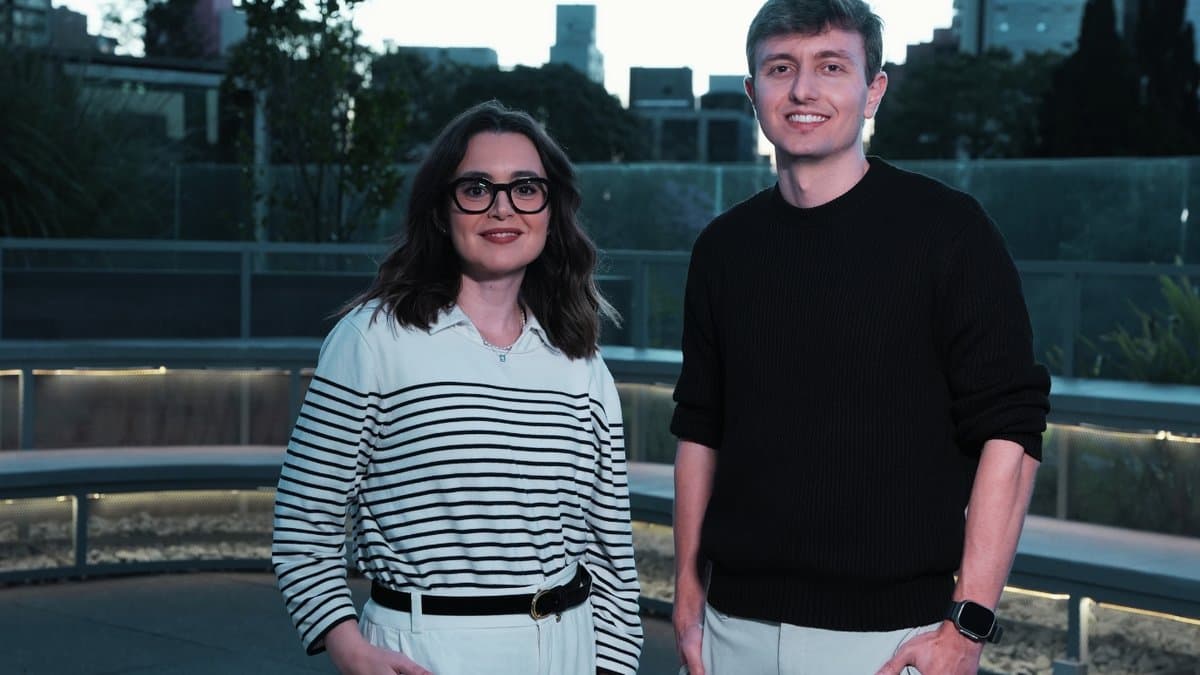 Izabela Anholett e Alberto Azevedo, fundadores da Nura AI